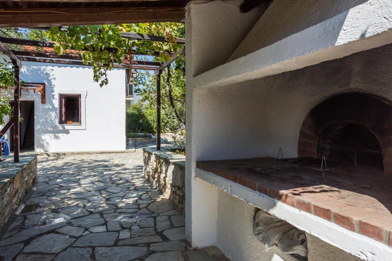 Ageri Studios Stafylos Exterior photo