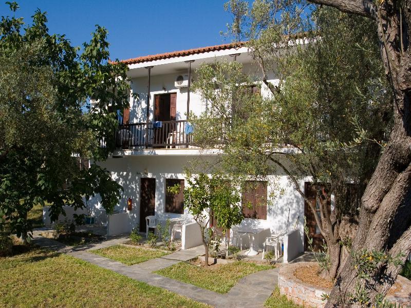 Ageri Studios Stafylos Exterior photo